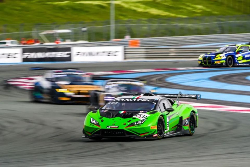 岭东雄鲨队火力全开漓江山猫队，赛艇热身赛上演耐力碾压对手！冲刺阶段不容有失的简单介绍