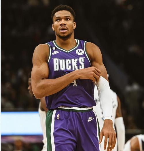 字母哥在尤文图斯比赛中惊险取胜,问鼎冠军引发热议!的简单介绍 字母哥在尤文图斯比赛中惊险取胜,问鼎冠军引发热议!的简单介绍